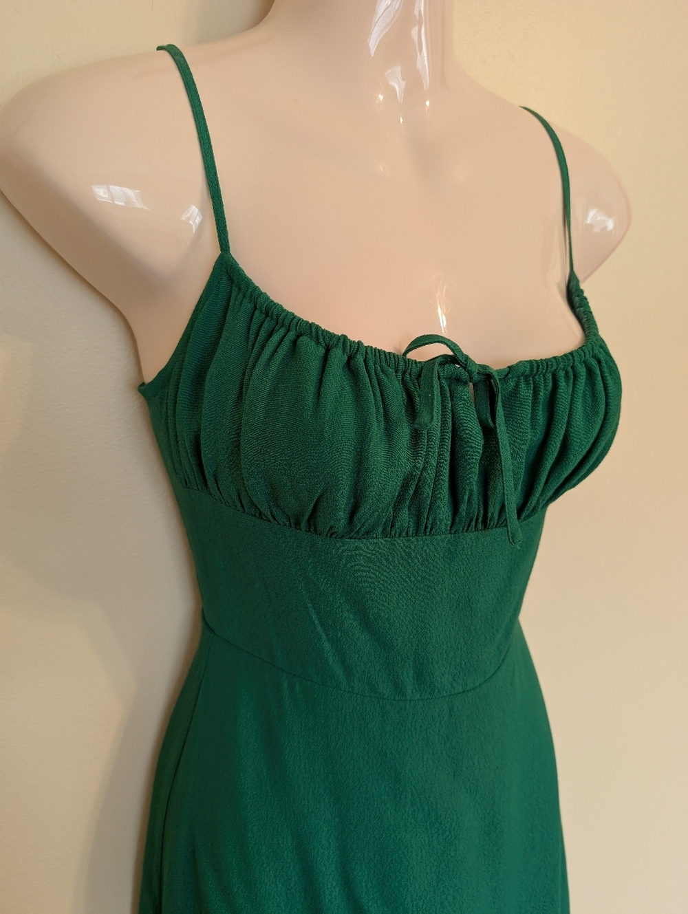 Aritzia Sun-deh Delilah Dress Green XXS - Picture 6 of 14